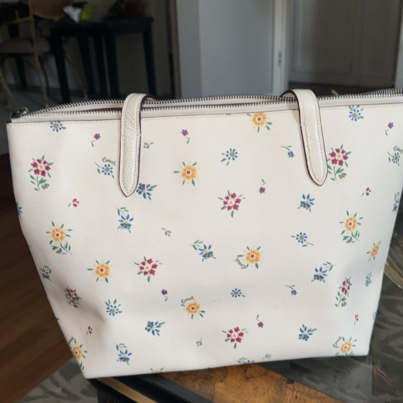 Coach bag - Picture 5 of 11